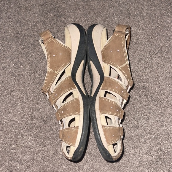 Clarks Springers Womens Fisherman’s Sandals - Picture 4 of 6